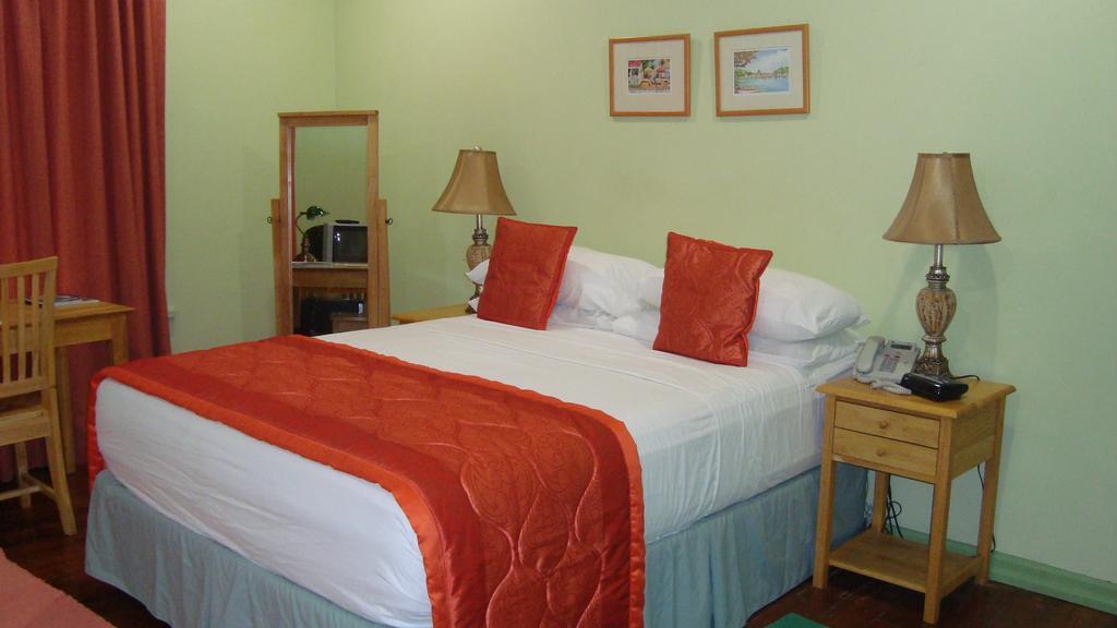 Heritage Inn Trinidad Belmont Pokoj fotografie