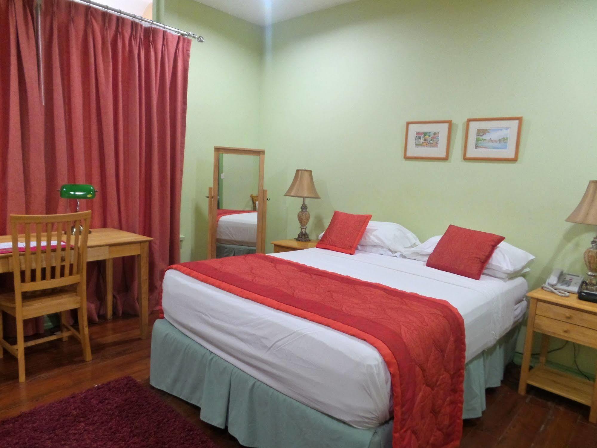 Heritage Inn Trinidad Belmont Exteriér fotografie